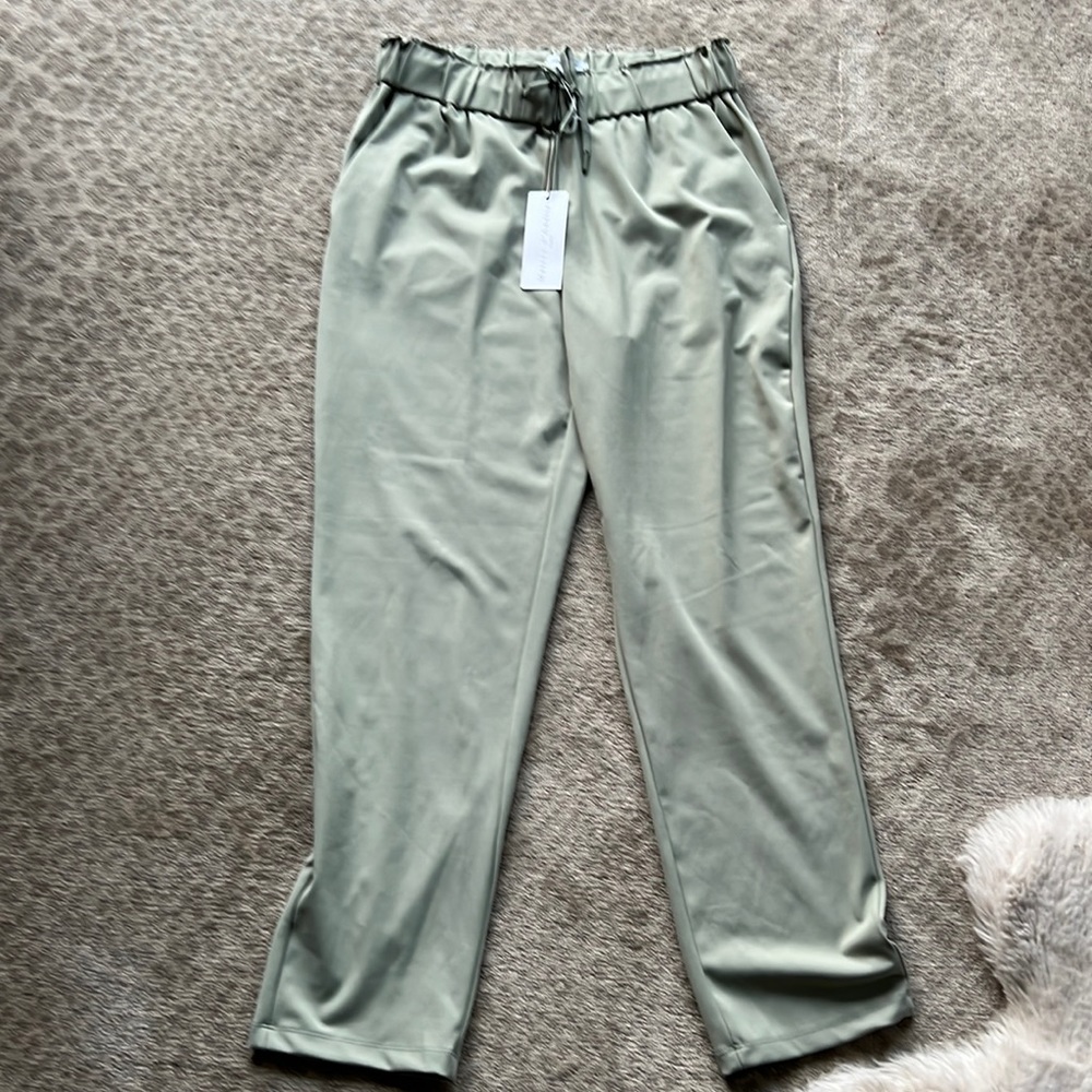 New with tag comfy jogger